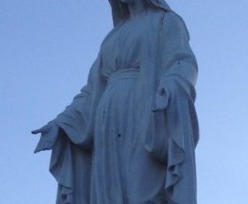 Martano: tracce di sangue sulla statua della Madonna Immacolata